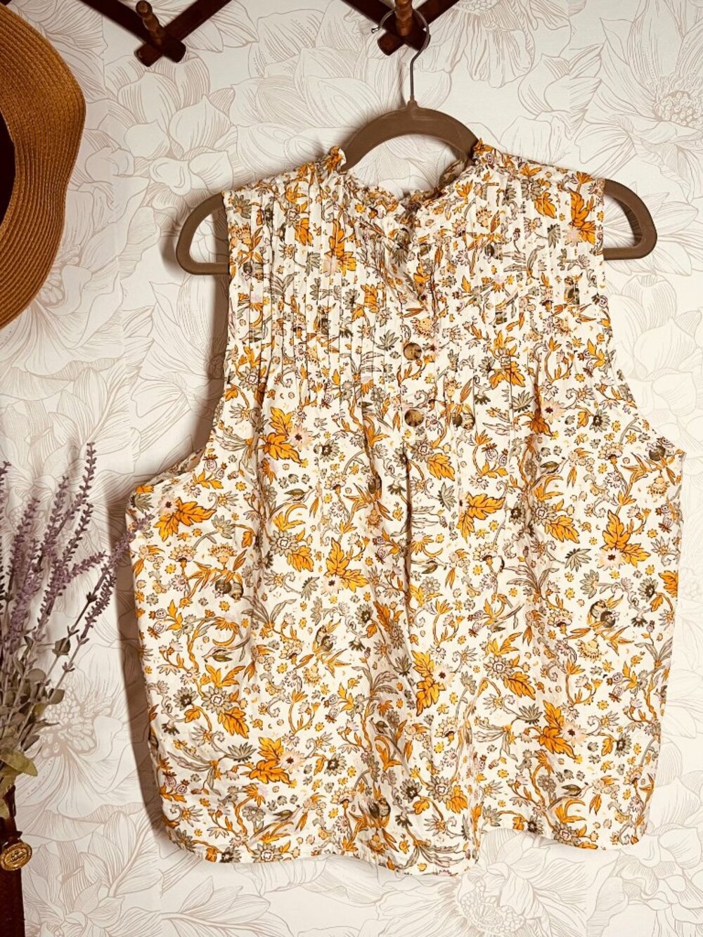 Floral Sleeveless 3x Blouse by J. Crew With Ruffle Neckline & Button Detail